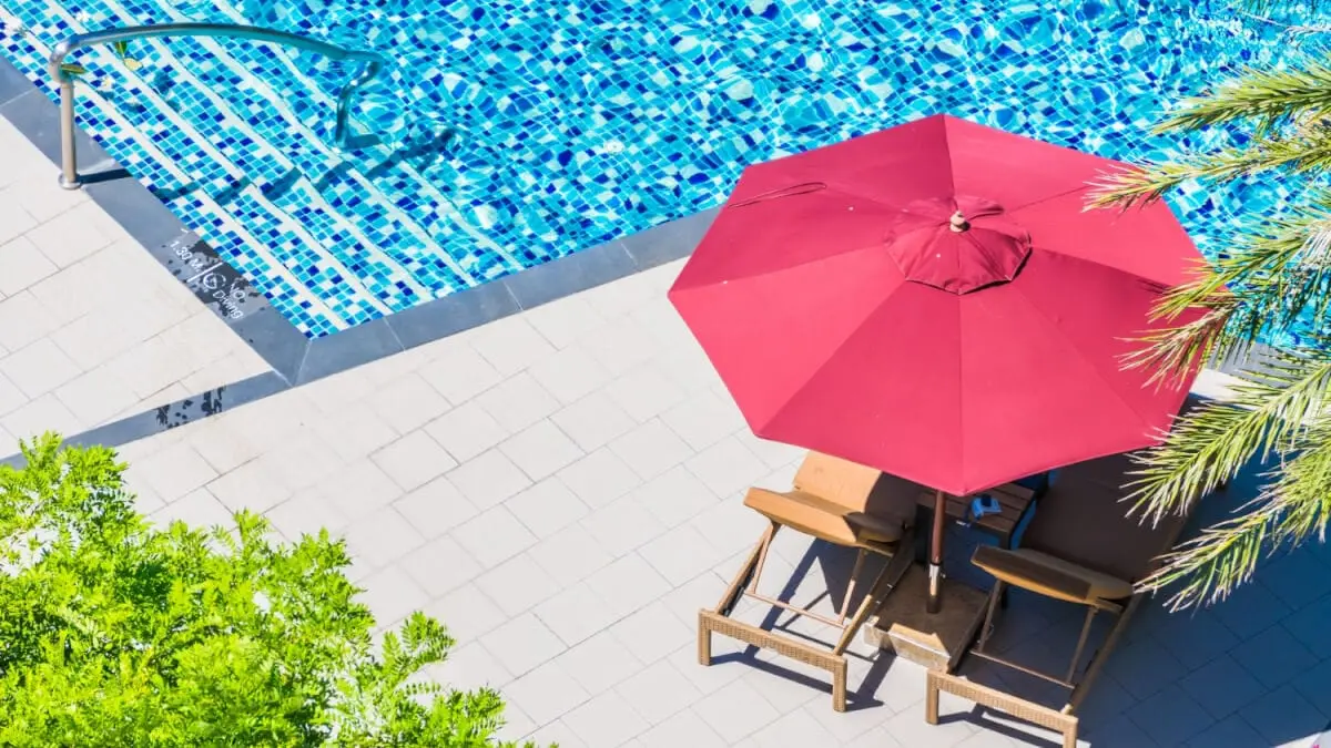 Pooltak – Otippade fakta om detta poolskydd! illustration